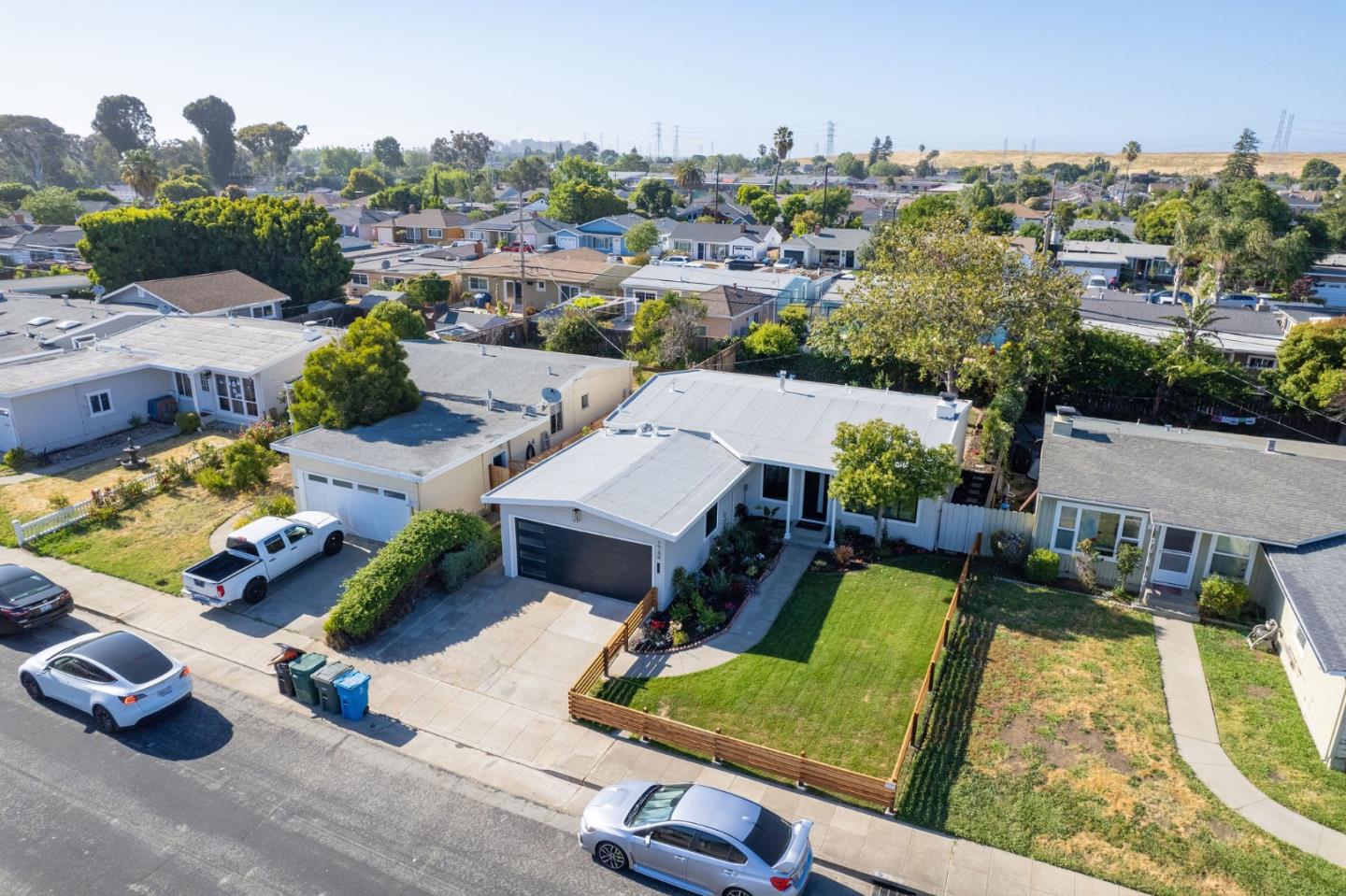 Detail Gallery Image 10 of 50 For 1749 Royal Ave, San Mateo,  CA 94401 - 3 Beds | 2 Baths