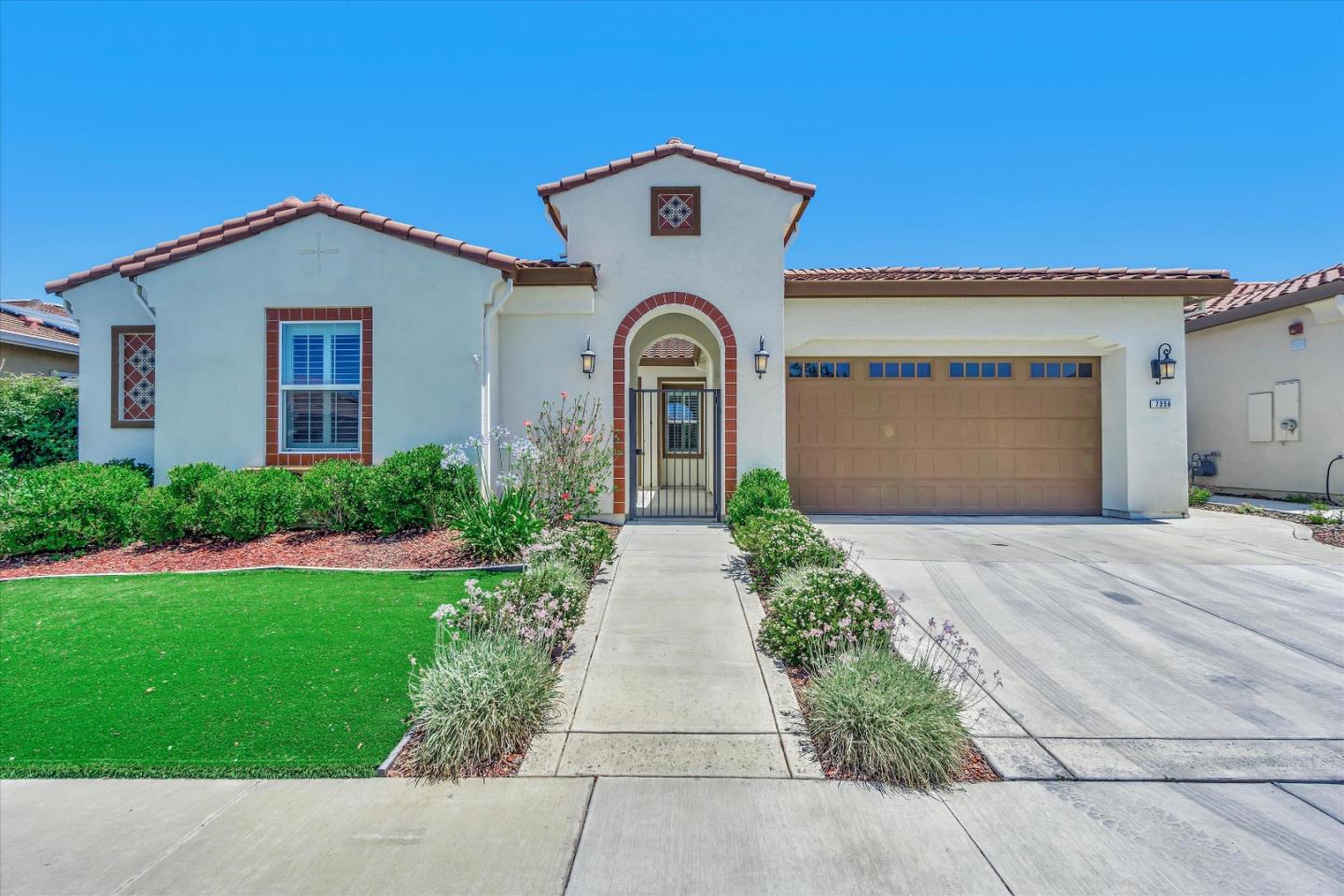 Detail Gallery Image 1 of 1 For 7356 Bay Harbor Way, Discovery Bay,  CA 94505 - 3 Beds | 3 Baths