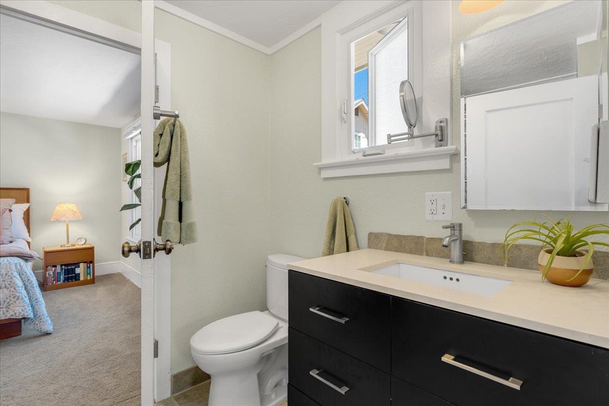 Detail Gallery Image 21 of 37 For 129 May Ave, Santa Cruz,  CA 95062 - 2 Beds | 2 Baths