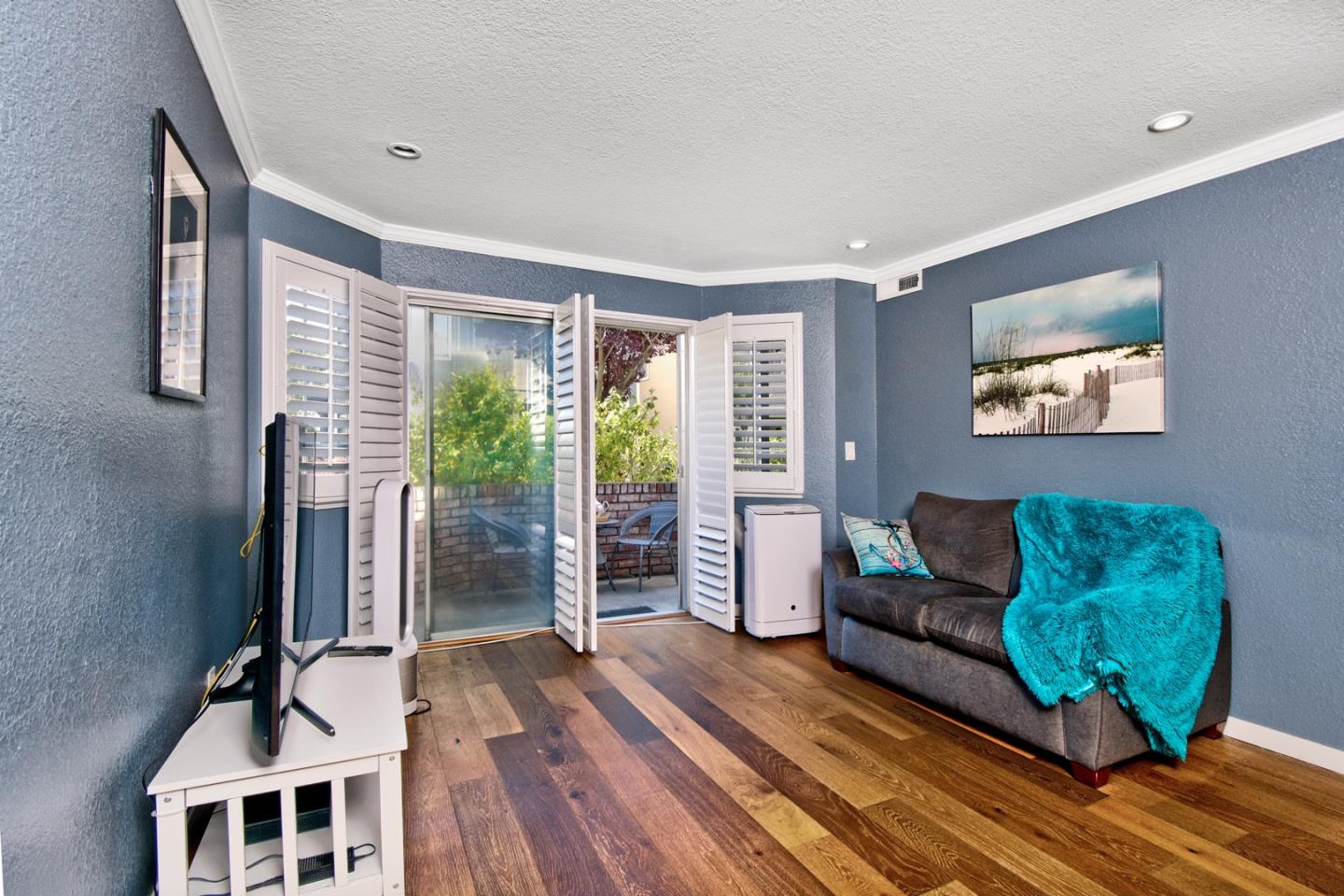 Detail Gallery Image 1 of 1 For 3458 Wine Cask Way, San Jose,  CA 95124 - 1 Beds | 1 Baths