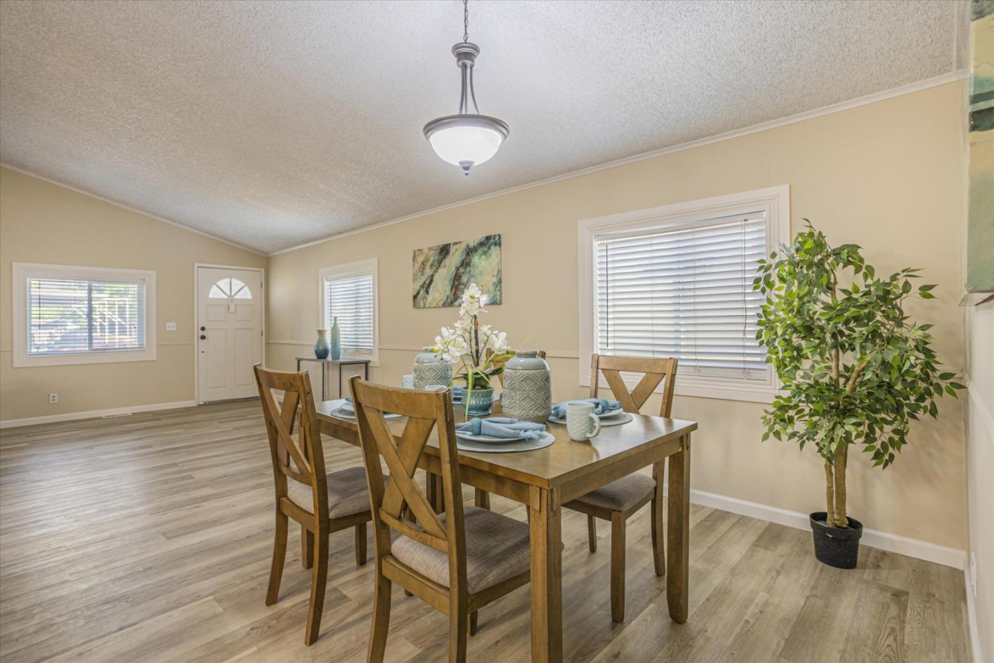 Detail Gallery Image 13 of 30 For 2151 Oakland Rd #298,  San Jose,  CA 95131 - 3 Beds | 2 Baths