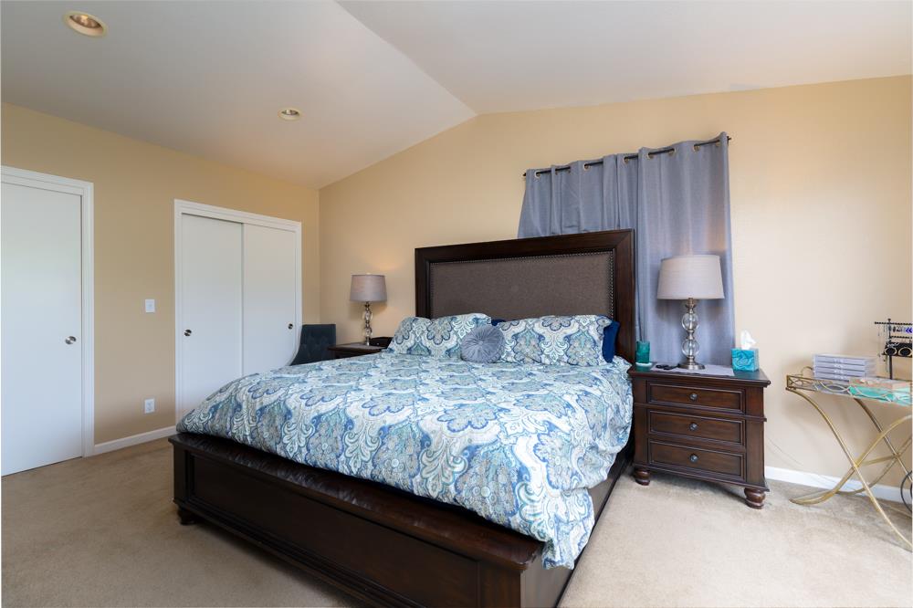 Detail Gallery Image 12 of 27 For 1207 Hoffman Ave, Monterey,  CA 93940 - 3 Beds | 2 Baths