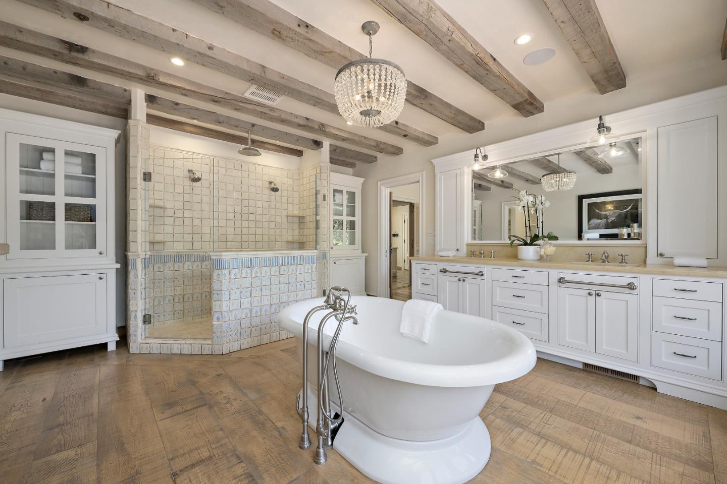 Detail Gallery Image 28 of 86 For 3 Vintage Ct, Woodside,  CA 94062 - 5 Beds | 5/1 Baths