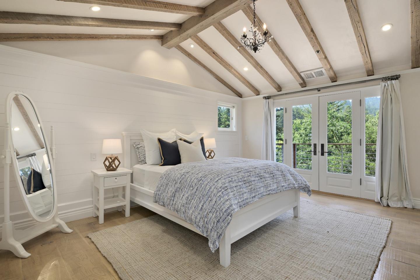 Detail Gallery Image 37 of 86 For 3 Vintage Ct, Woodside,  CA 94062 - 5 Beds | 5/1 Baths