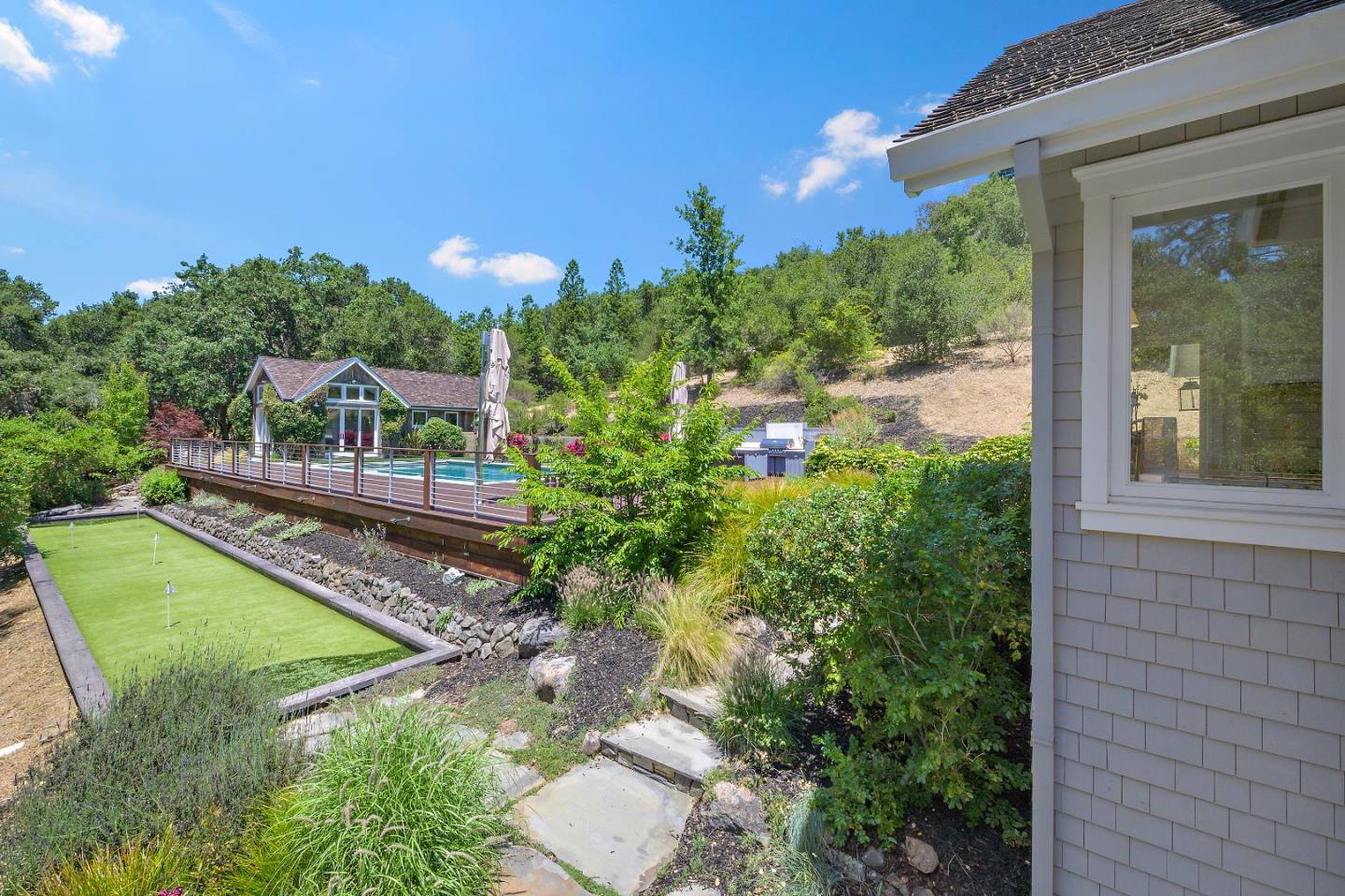 Detail Gallery Image 56 of 86 For 3 Vintage Ct, Woodside,  CA 94062 - 5 Beds | 5/1 Baths