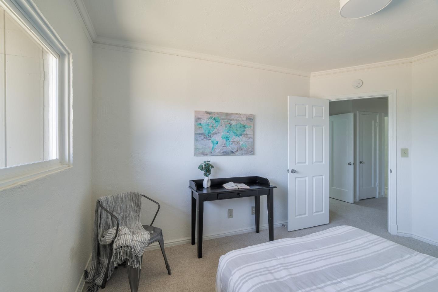 Detail Gallery Image 23 of 30 For 430 Hibiscus Ct, East Palo Alto,  CA 94303 - 4 Beds | 1/1 Baths