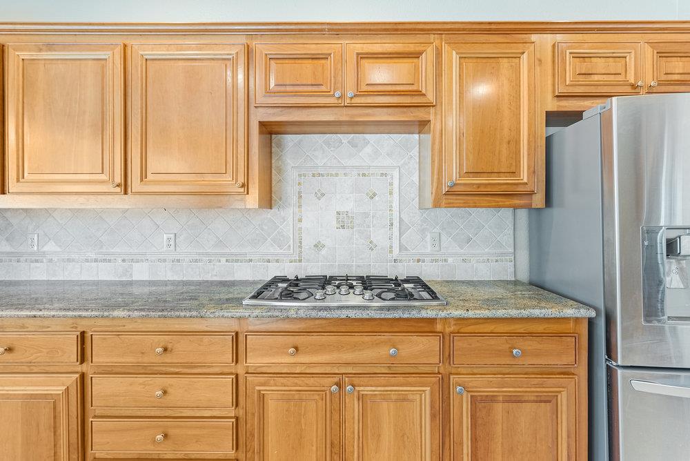 Detail Gallery Image 20 of 76 For 1570 Sonnys Way, Hollister,  CA 95023 - 3 Beds | 2/1 Baths