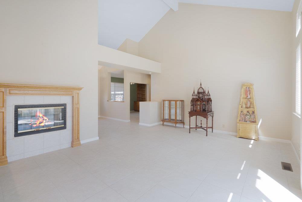 Detail Gallery Image 27 of 76 For 1570 Sonnys Way, Hollister,  CA 95023 - 3 Beds | 2/1 Baths