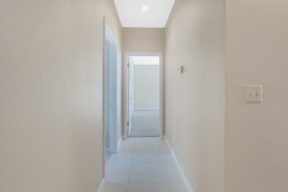 Detail Gallery Image 43 of 76 For 1570 Sonnys Way, Hollister,  CA 95023 - 3 Beds | 2/1 Baths