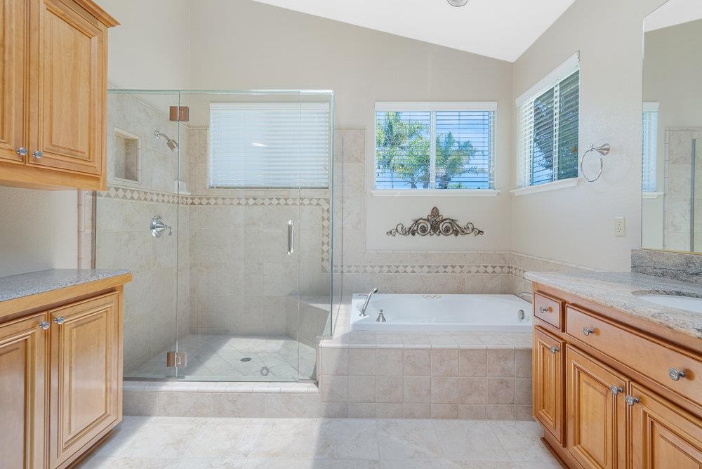 Detail Gallery Image 51 of 76 For 1570 Sonnys Way, Hollister,  CA 95023 - 3 Beds | 2/1 Baths