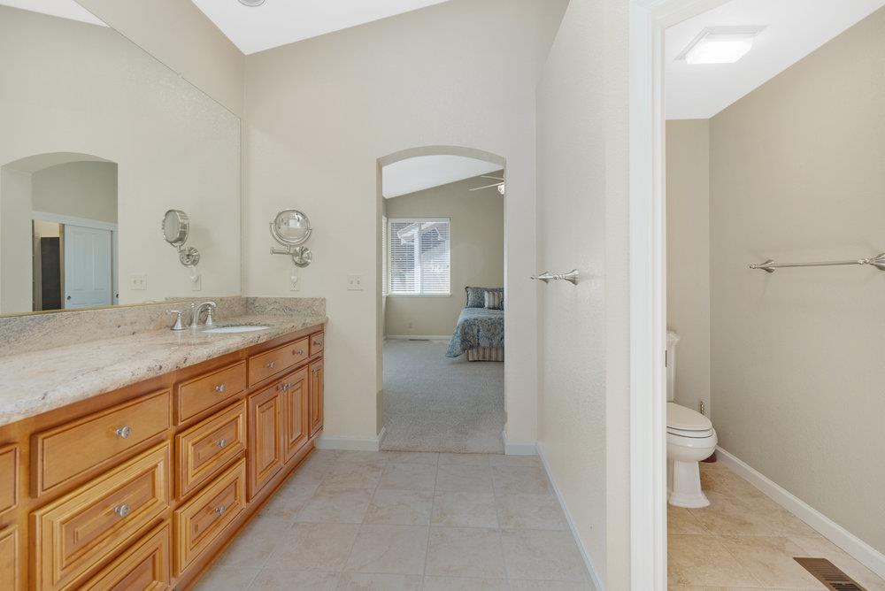 Detail Gallery Image 52 of 76 For 1570 Sonnys Way, Hollister,  CA 95023 - 3 Beds | 2/1 Baths