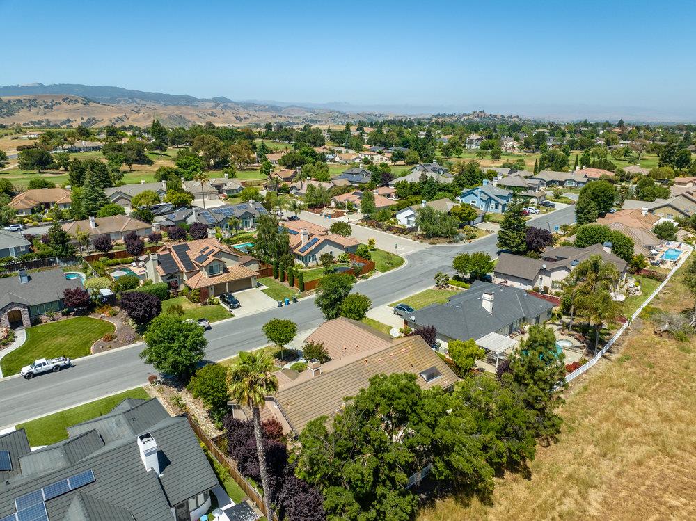 Detail Gallery Image 76 of 76 For 1570 Sonnys Way, Hollister,  CA 95023 - 3 Beds | 2/1 Baths