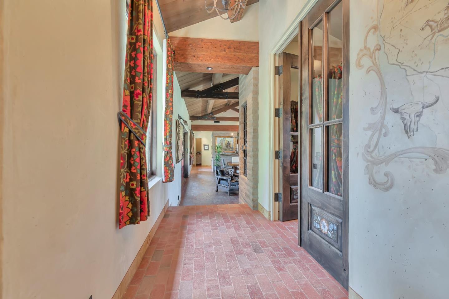 Detail Gallery Image 18 of 91 For 16205 Klondike Canyon Rd, Carmel Valley,  CA 93924 - 4 Beds | 4/1 Baths