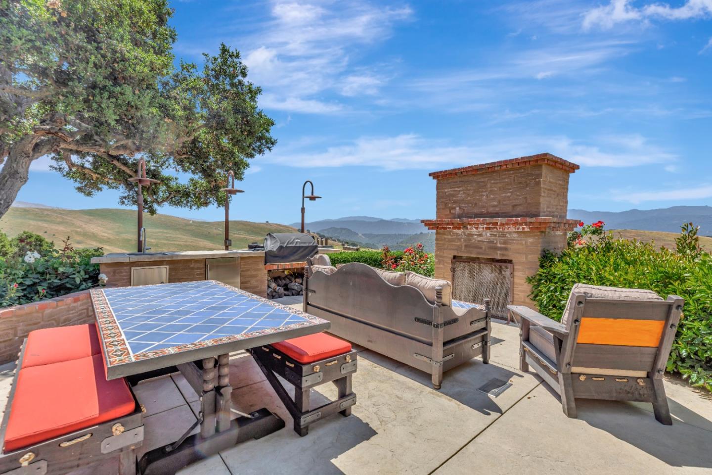 Detail Gallery Image 43 of 91 For 16205 Klondike Canyon Rd, Carmel Valley,  CA 93924 - 4 Beds | 4/1 Baths