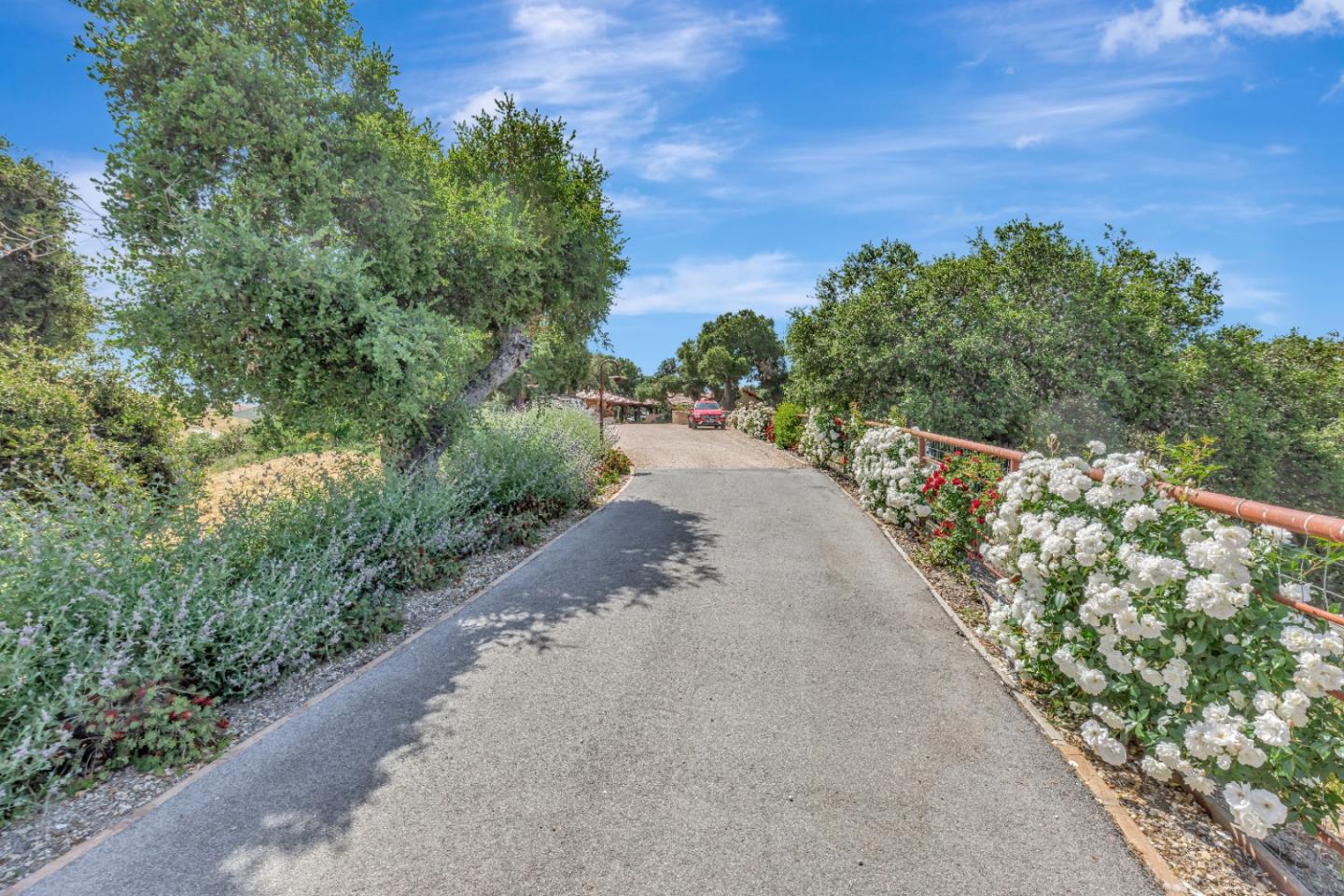 Detail Gallery Image 5 of 91 For 16205 Klondike Canyon Rd, Carmel Valley,  CA 93924 - 4 Beds | 4/1 Baths