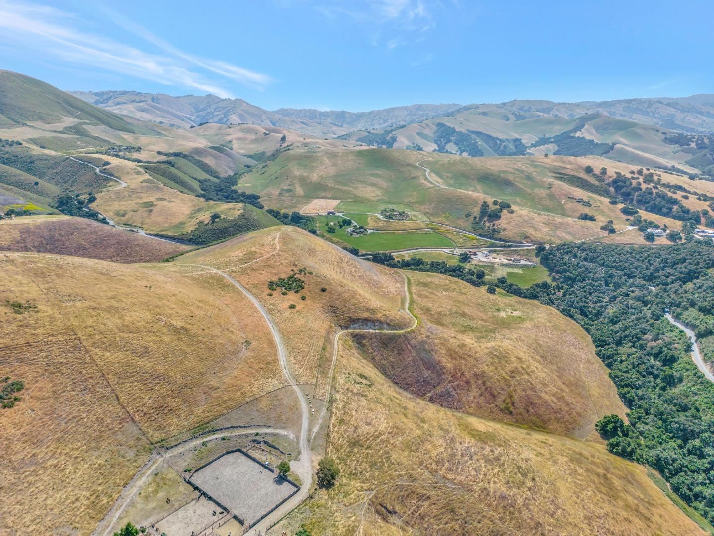 Detail Gallery Image 50 of 91 For 16205 Klondike Canyon Rd, Carmel Valley,  CA 93924 - 4 Beds | 4/1 Baths