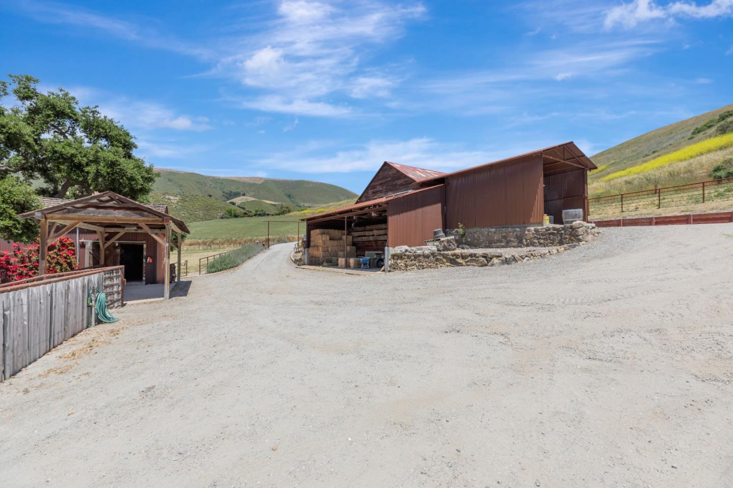 Detail Gallery Image 61 of 91 For 16205 Klondike Canyon Rd, Carmel Valley,  CA 93924 - 4 Beds | 4/1 Baths