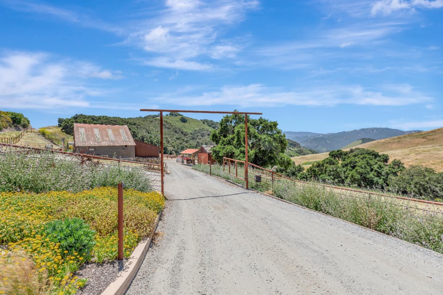 Detail Gallery Image 65 of 91 For 16205 Klondike Canyon Rd, Carmel Valley,  CA 93924 - 4 Beds | 4/1 Baths