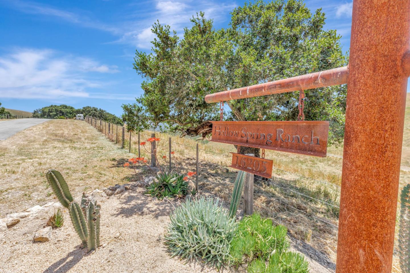 Detail Gallery Image 66 of 91 For 16205 Klondike Canyon Rd, Carmel Valley,  CA 93924 - 4 Beds | 4/1 Baths