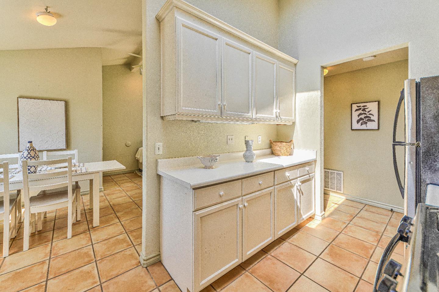 Detail Gallery Image 11 of 34 For 1868 Judson St, Seaside,  CA 93955 - 3 Beds | 2 Baths