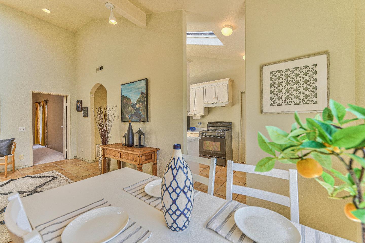 Detail Gallery Image 9 of 34 For 1868 Judson St, Seaside,  CA 93955 - 3 Beds | 2 Baths