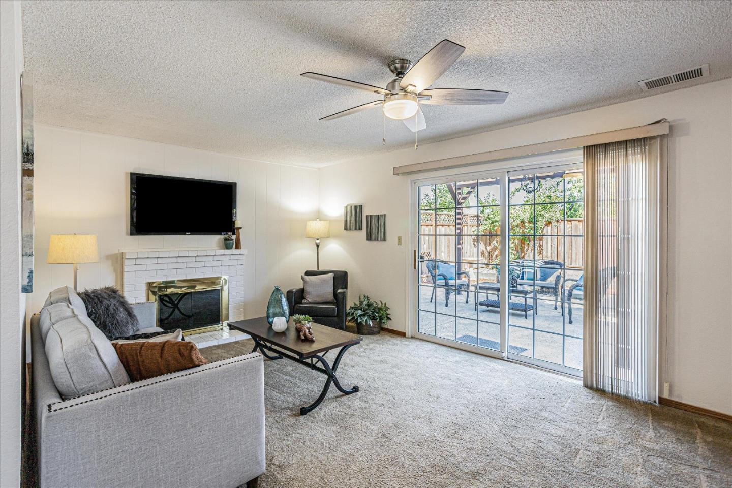 Detail Gallery Image 11 of 50 For 2221 Shiloh Ave, Milpitas,  CA 95035 - 4 Beds | 2/1 Baths