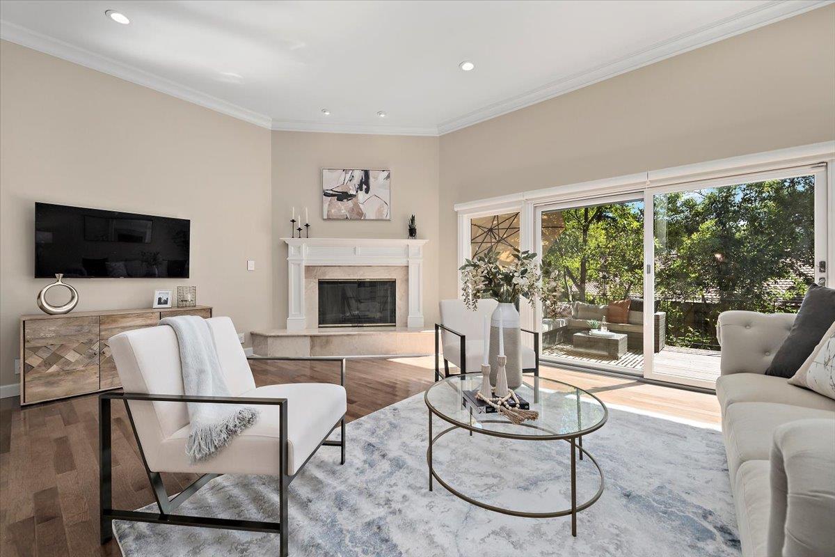 Detail Gallery Image 9 of 27 For 18400 Overlook Rd #36,  Los Gatos,  CA 95030 - 3 Beds | 2/1 Baths