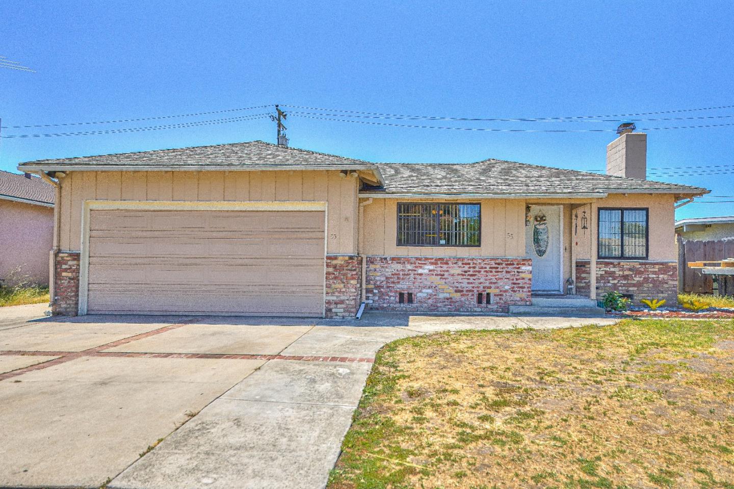 Detail Gallery Image 1 of 1 For 55 Gardenia Dr, Salinas,  CA 93906 - 3 Beds | 2/1 Baths