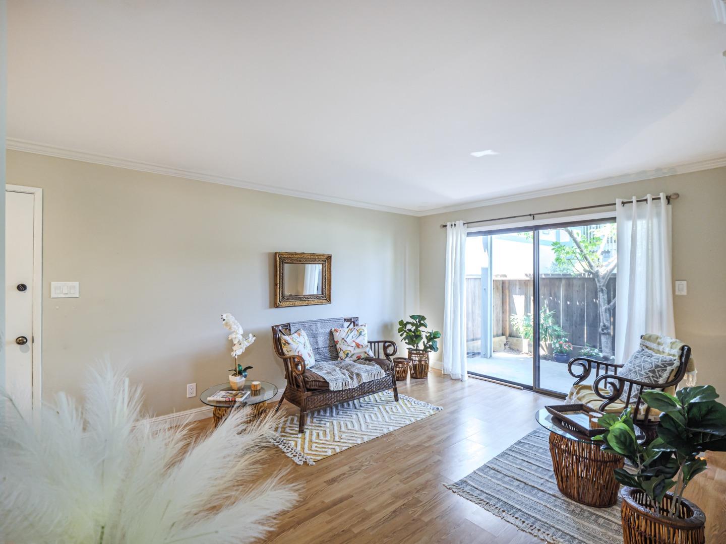 Detail Gallery Image 6 of 31 For 1925 46th Ave #31,  Capitola,  CA 95010 - 1 Beds | 1 Baths