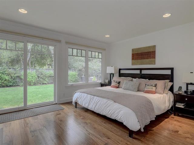 Detail Gallery Image 13 of 30 For 15 Martin Ln, Woodside,  CA 94062 - 3 Beds | 2 Baths