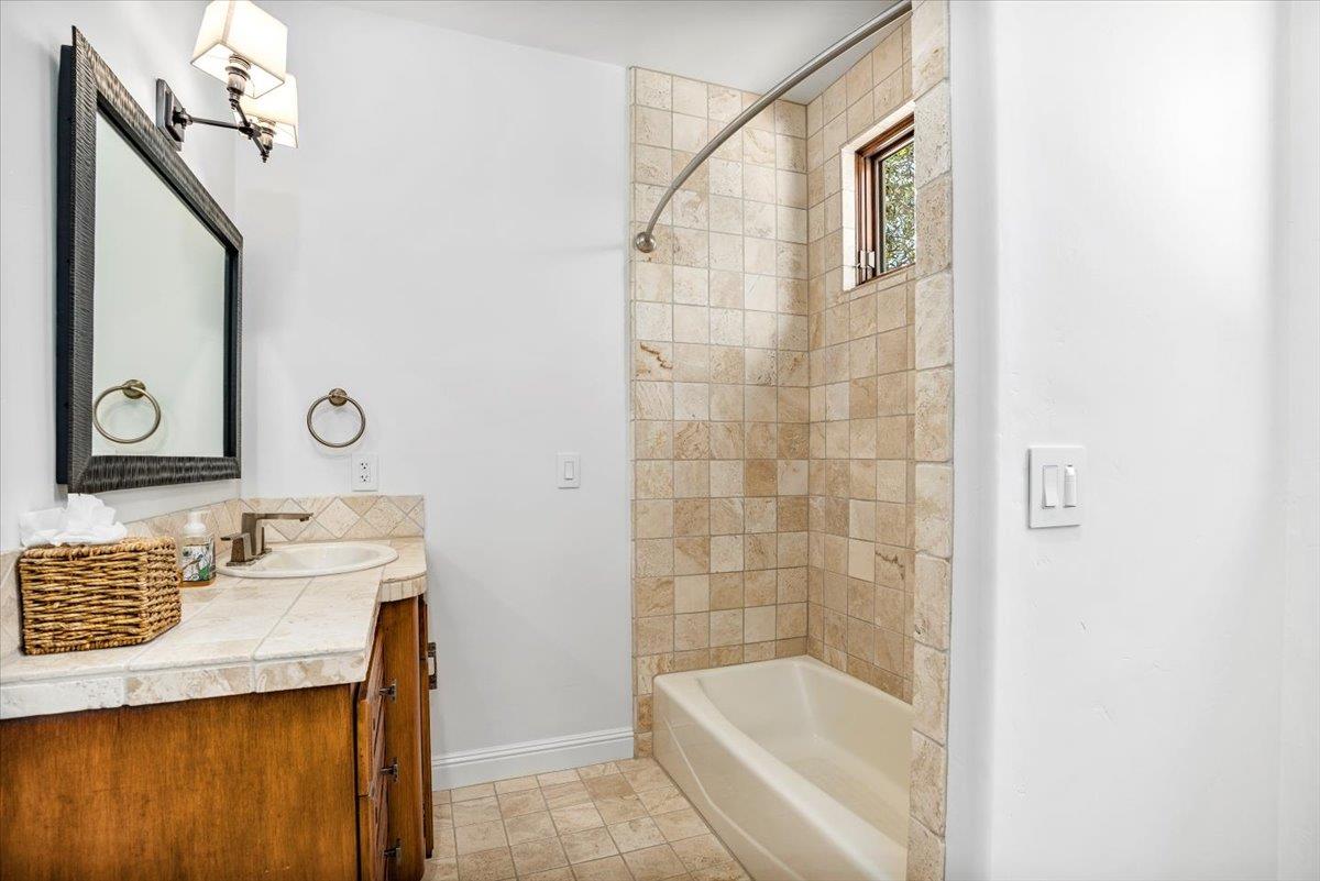 Detail Gallery Image 27 of 73 For 25926 Puerta Del Cajon, Monterey,  CA 93940 - 5 Beds | 4/1 Baths