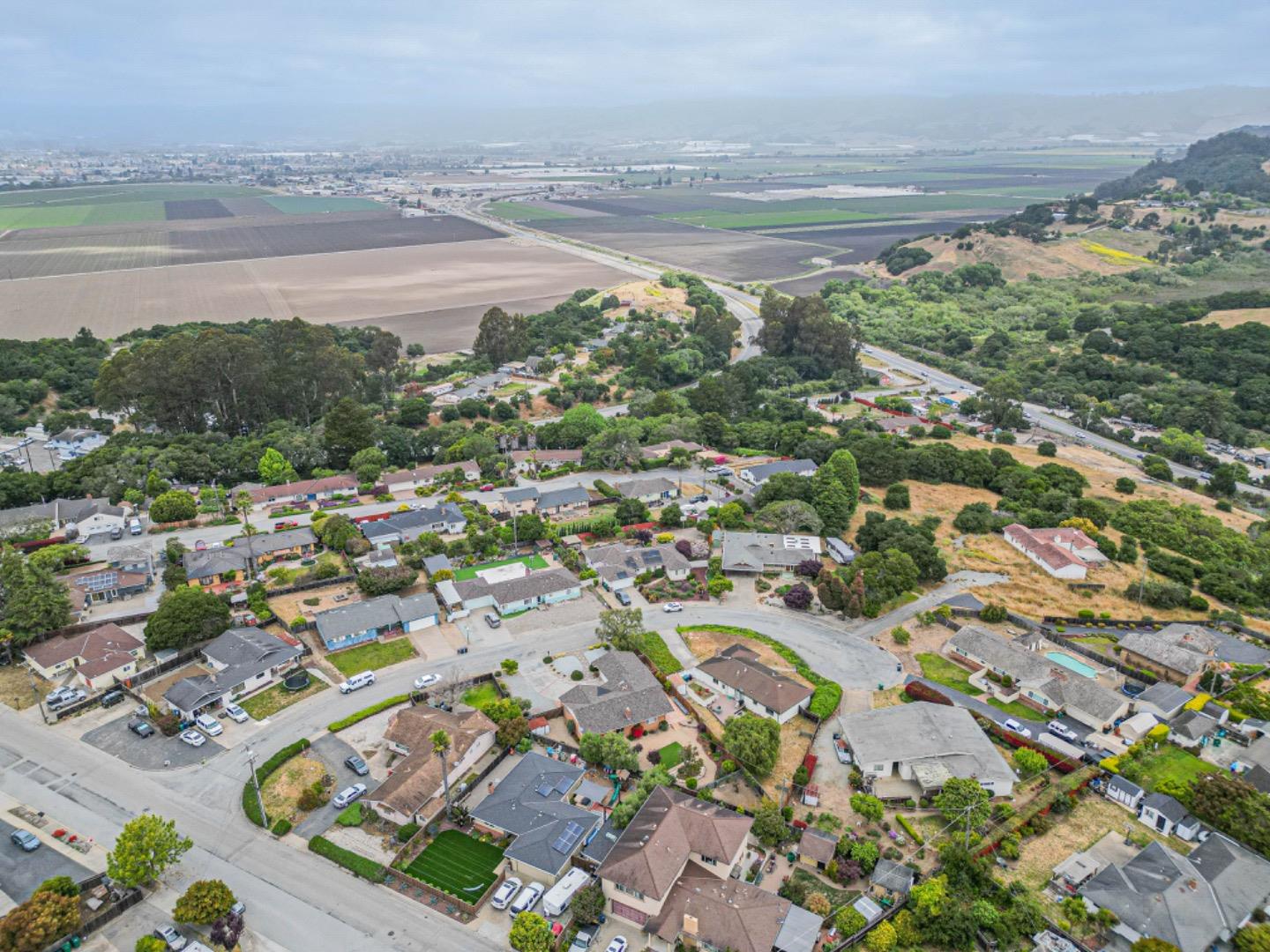 Detail Gallery Image 11 of 55 For 10 Verde Way, Royal Oaks,  CA 95076 - 3 Beds | 2 Baths