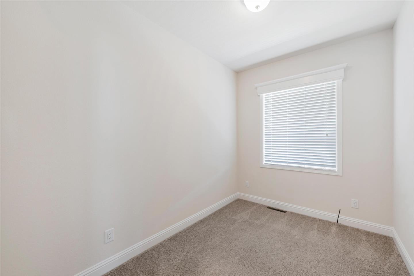 Detail Gallery Image 25 of 46 For 1220 Tasman Dr #284,  Sunnyvale,  CA 94089 - 3 Beds | 2 Baths