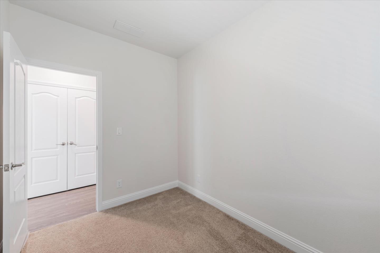 Detail Gallery Image 27 of 46 For 1220 Tasman Dr #284,  Sunnyvale,  CA 94089 - 3 Beds | 2 Baths