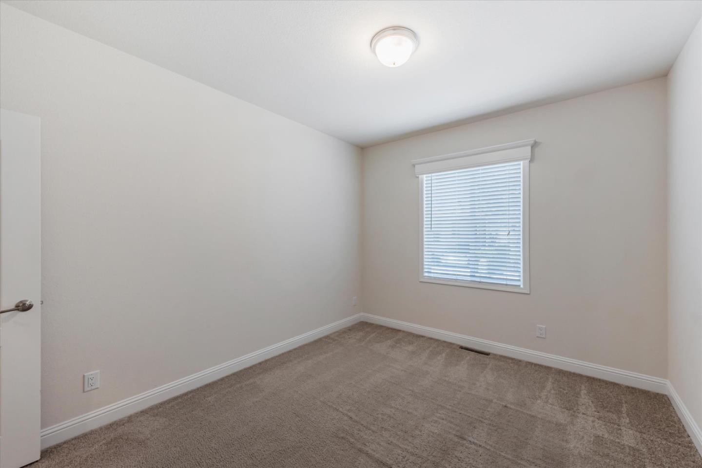 Detail Gallery Image 35 of 46 For 1220 Tasman Dr #284,  Sunnyvale,  CA 94089 - 3 Beds | 2 Baths