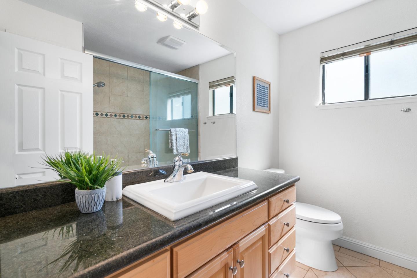 Detail Gallery Image 15 of 28 For 431 Northlake Dr #30,  San Jose,  CA 95117 - 2 Beds | 2 Baths