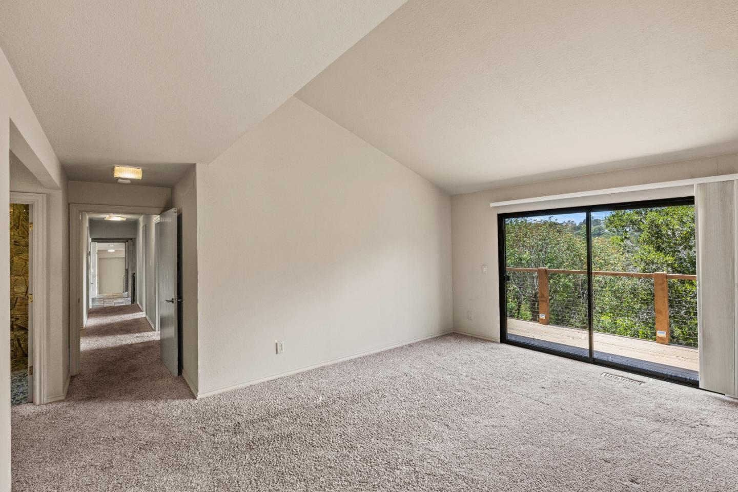 Detail Gallery Image 13 of 32 For 13482 Paseo Terrano, Salinas,  CA 93908 - 3 Beds | 2 Baths