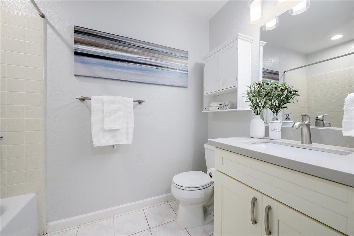 Detail Gallery Image 11 of 21 For 598 Ironwood Ter #2,  Sunnyvale,  CA 94086 - 1 Beds | 1 Baths