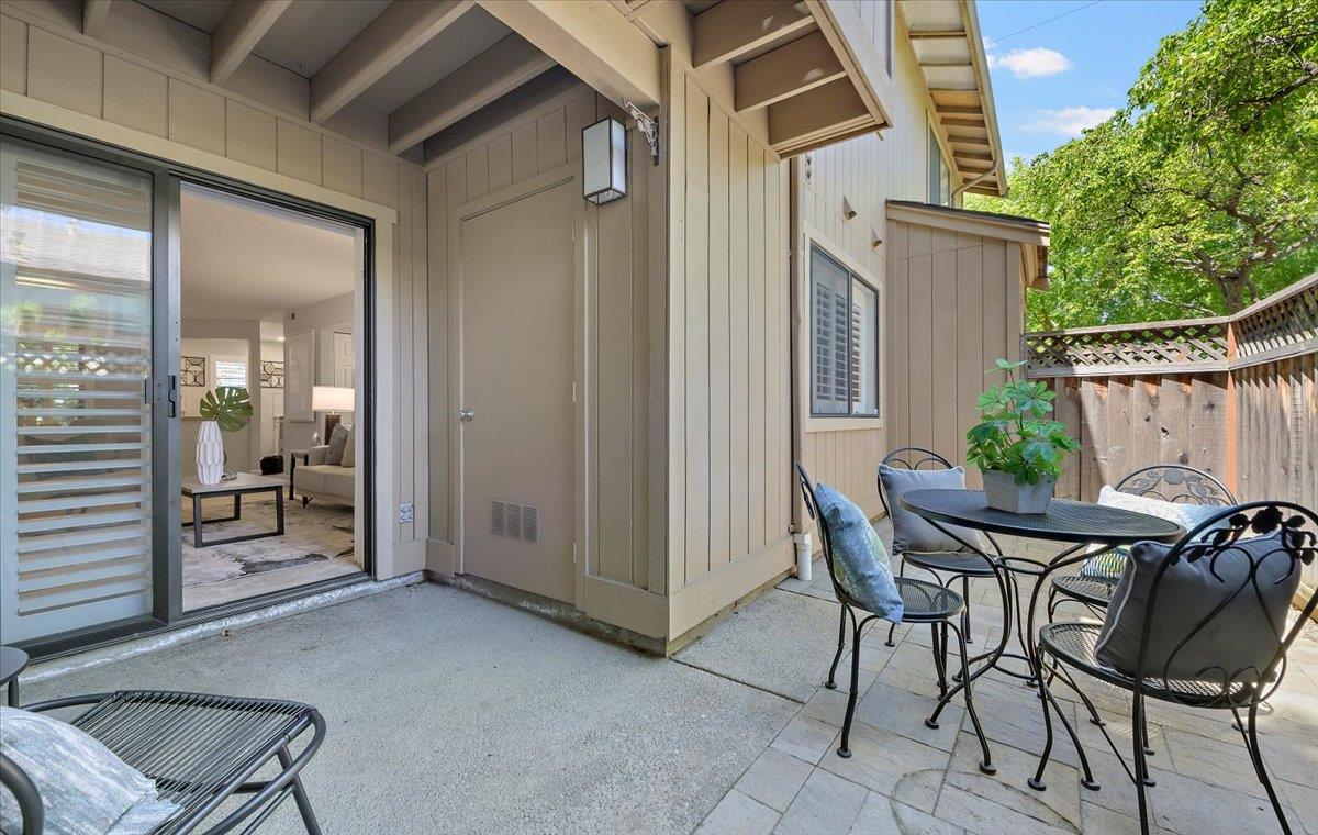 Detail Gallery Image 14 of 21 For 598 Ironwood Ter #2,  Sunnyvale,  CA 94086 - 1 Beds | 1 Baths