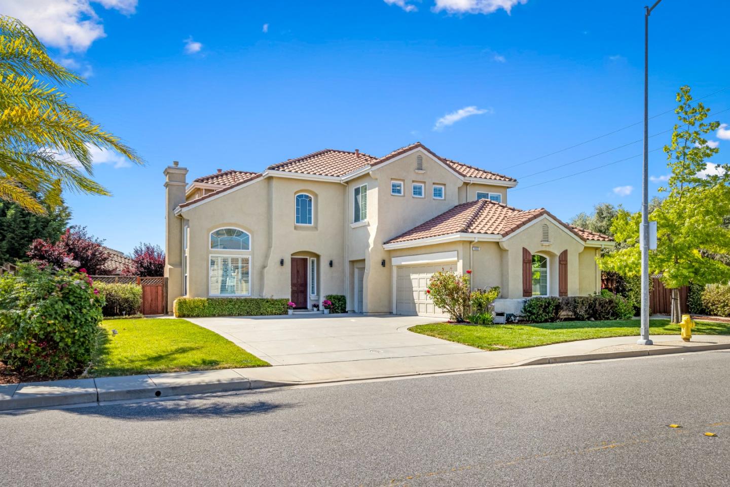 Detail Gallery Image 1 of 1 For 1661 Avenida De Los Padres, Morgan Hill,  CA 95037 - 5 Beds | 3 Baths