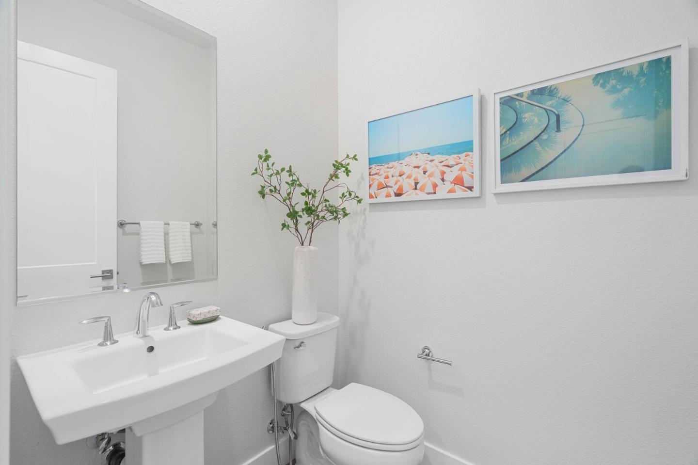 Detail Gallery Image 20 of 41 For 652 Harcot Ter, Sunnyvale,  CA 94085 - 3 Beds | 2/1 Baths