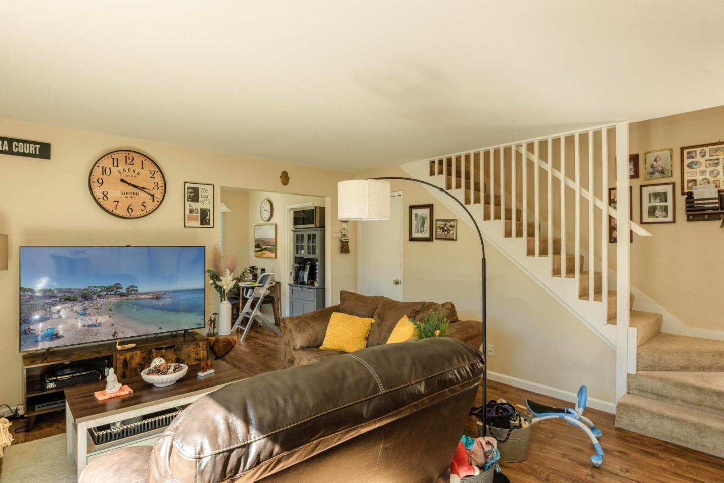 Detail Gallery Image 38 of 51 For 457 Spencer St, Monterey,  CA 93940 - 8 Beds | 5/2 Baths