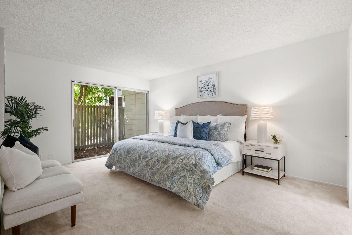 Detail Gallery Image 15 of 24 For 73 Los Altos Sq, Los Altos,  CA 94022 - 2 Beds | 2 Baths