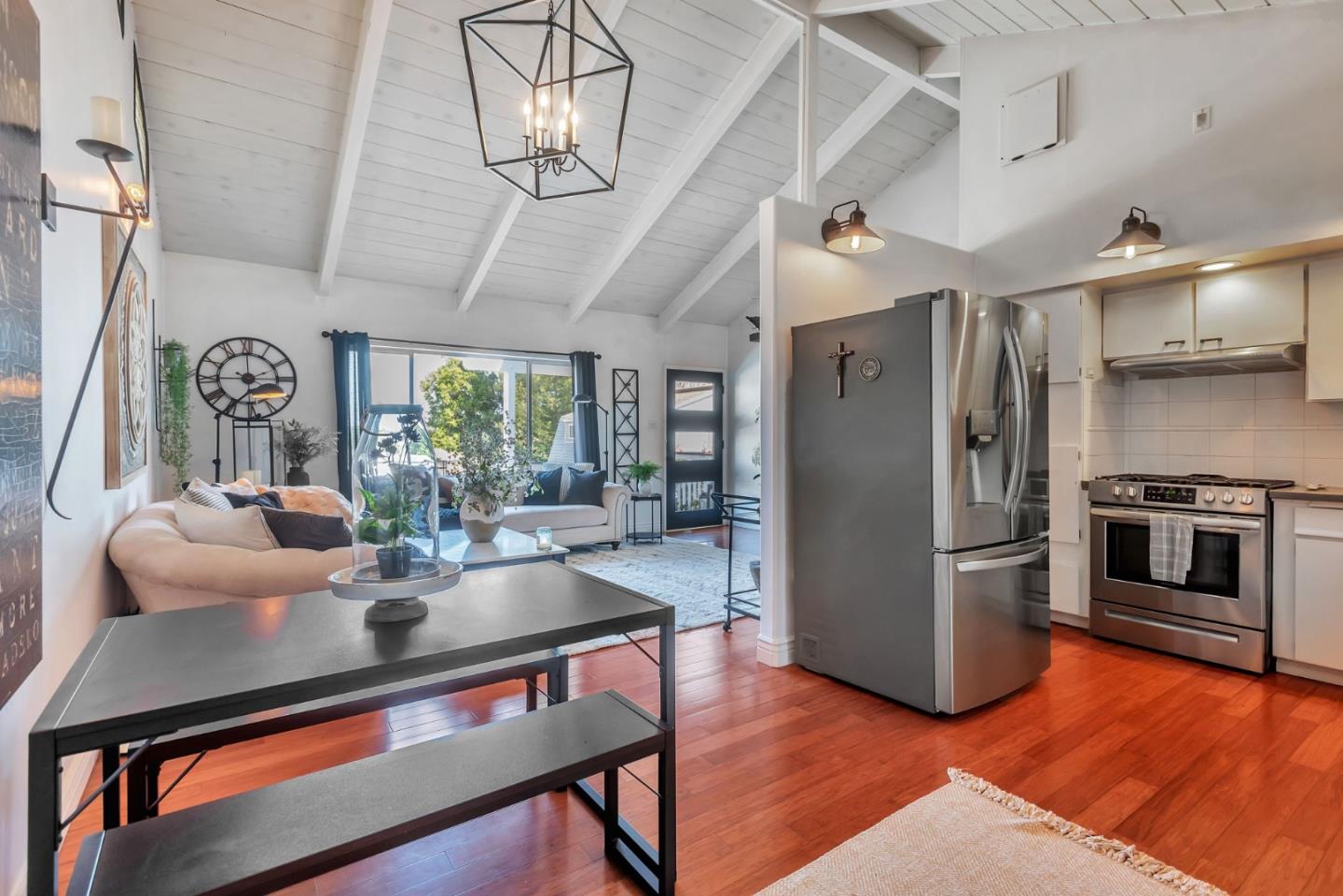 Detail Gallery Image 11 of 67 For 701 Ventura Ave, San Mateo,  CA 94403 - 4 Beds | 3/1 Baths