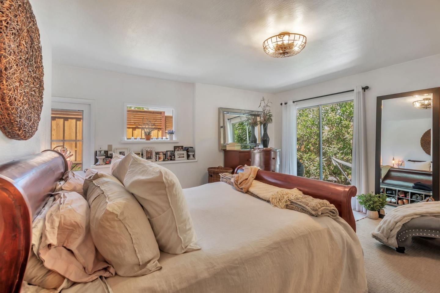 Detail Gallery Image 24 of 67 For 701 Ventura Ave, San Mateo,  CA 94403 - 4 Beds | 3/1 Baths