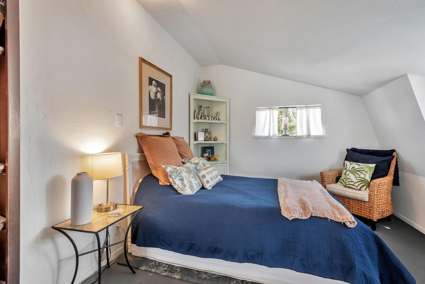 Detail Gallery Image 38 of 67 For 701 Ventura Ave, San Mateo,  CA 94403 - 4 Beds | 3/1 Baths