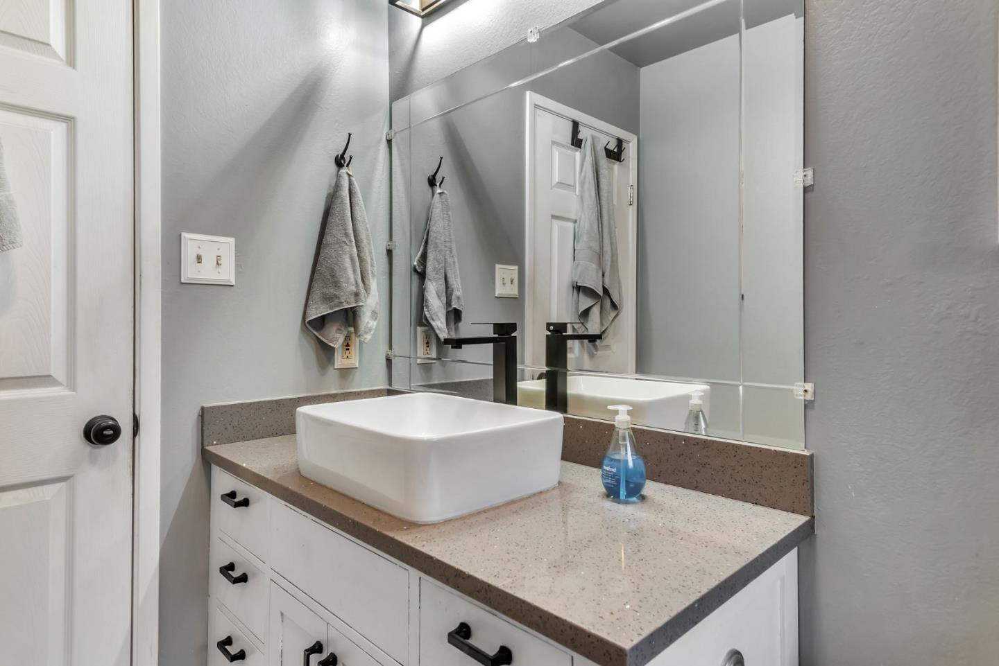 Detail Gallery Image 47 of 67 For 701 Ventura Ave, San Mateo,  CA 94403 - 4 Beds | 3/1 Baths
