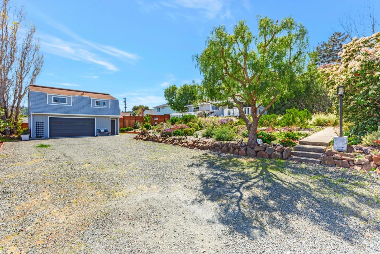 Detail Gallery Image 66 of 67 For 701 Ventura Ave, San Mateo,  CA 94403 - 4 Beds | 3/1 Baths