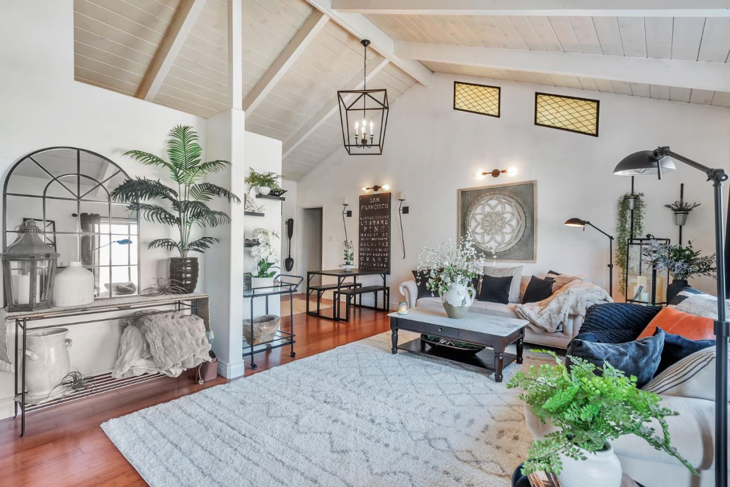 Detail Gallery Image 7 of 67 For 701 Ventura Ave, San Mateo,  CA 94403 - 4 Beds | 3/1 Baths