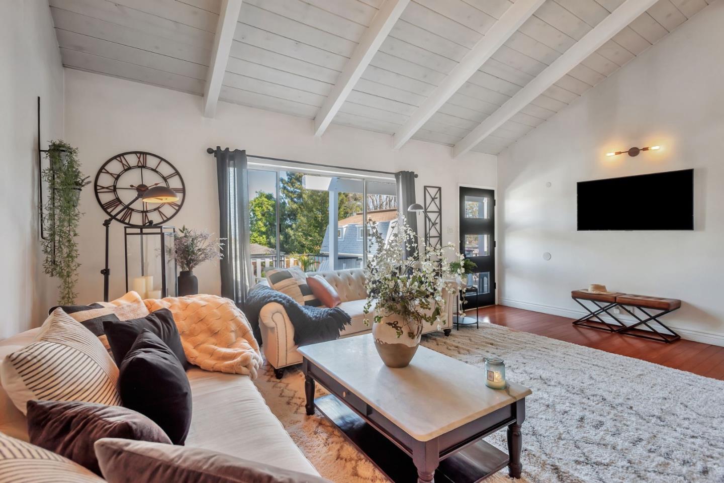Detail Gallery Image 8 of 67 For 701 Ventura Ave, San Mateo,  CA 94403 - 4 Beds | 3/1 Baths